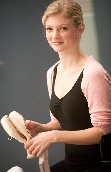 Cariba en la Serie Dance Academy