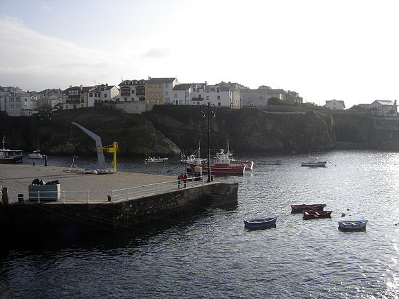 PUERTO DE TAPIA DE CASARIEGO ASTURIAS