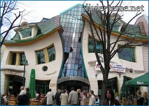 casas con apariencia de derrumbe jjaja