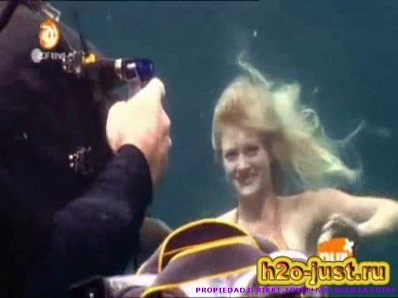 Rikki filmando la 3 temporada de H2O!!