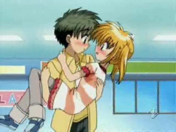 La linda de kaede en los brazos de koichi