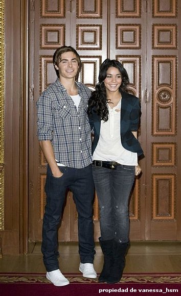 Fotos de entrevista con zac sobre 17 again