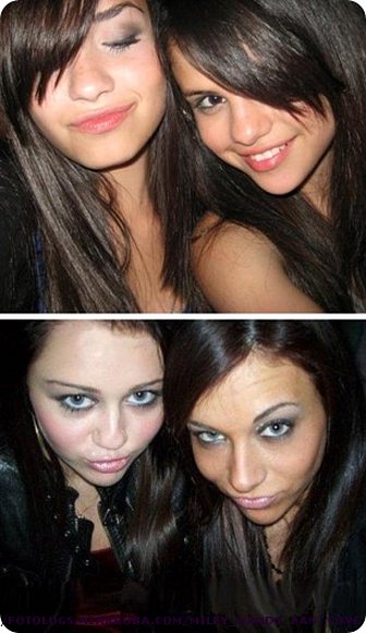 SELANA Y DEMI   VS     MILEY Y MANDY