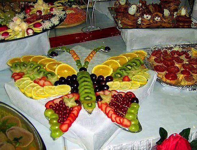 Mariposa de buenas frutas