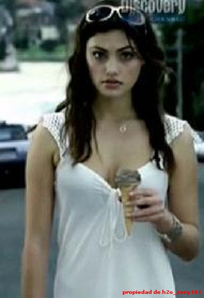 phoebe con un helado