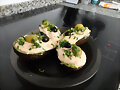 AGUACATES RELLENOS DE GAMBAS
