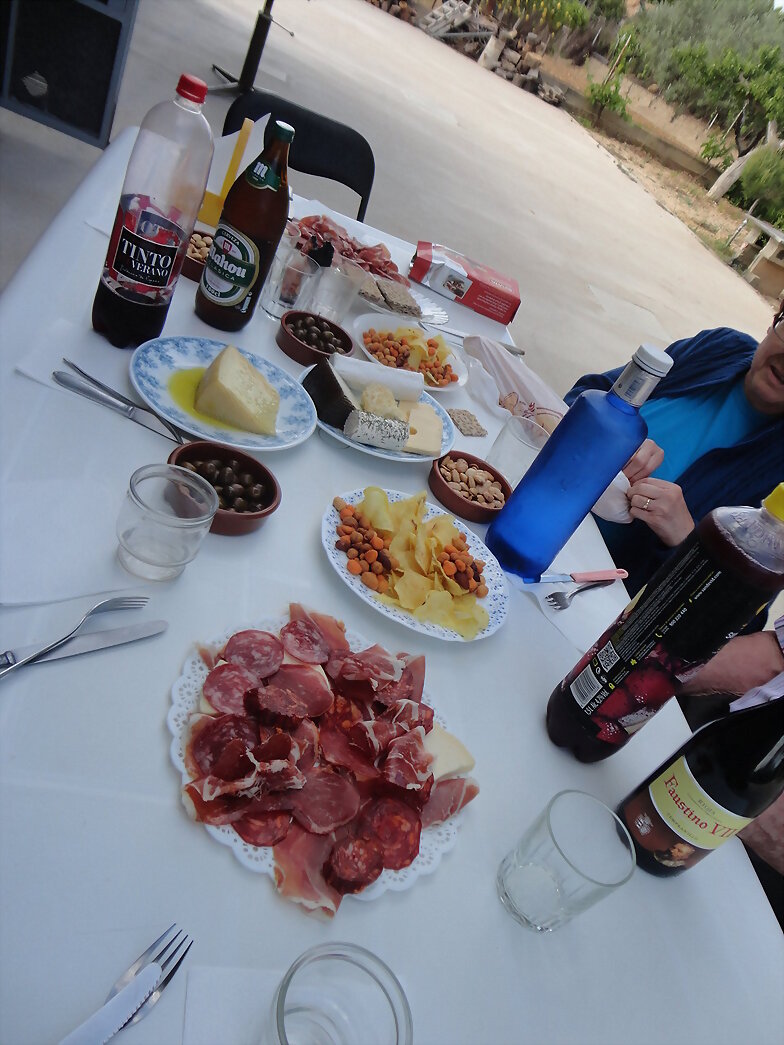 APERITIVO...