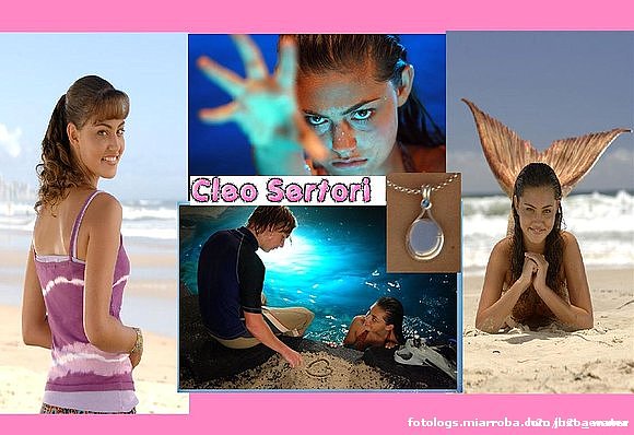 el collag de cleo con colgante
