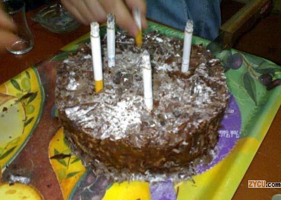 Hoy cumplo quince años de fumador.