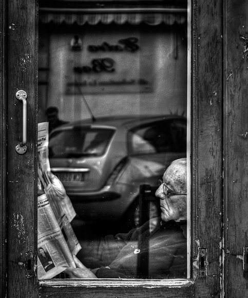 Mas alla de una puerta.