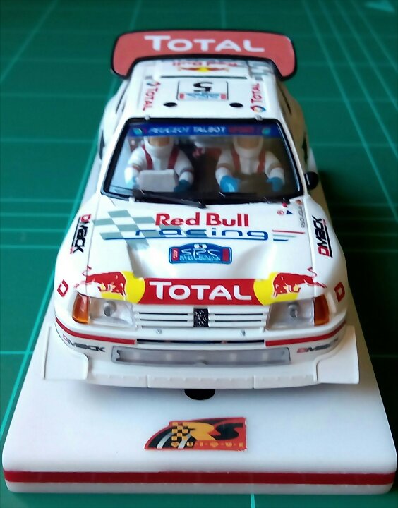 Peugeot 205 Red Bull_1