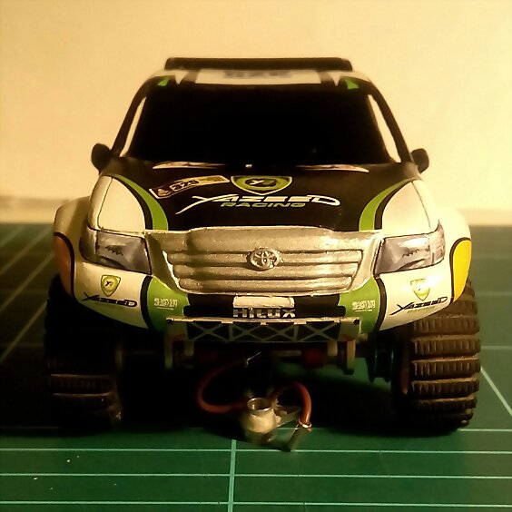 TOYOTA HILUX DAKAR 2015-01