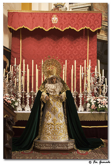 Virgen de las Angustias de Arahal en su Besamanos