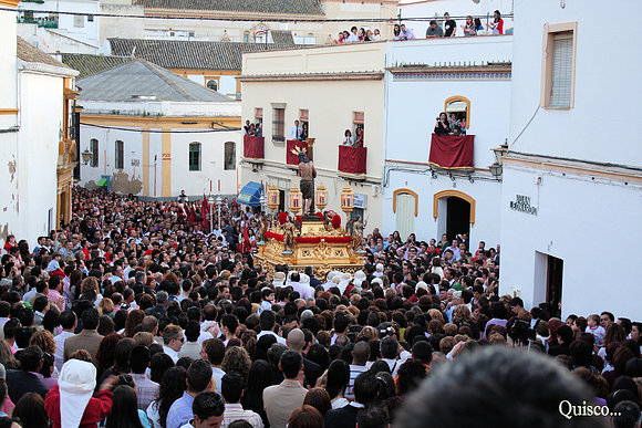 Plaza del Cristo con su Hermandad Arahal