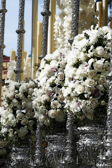 Exorno floral para mi Virgen