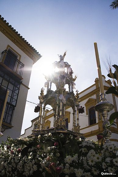 El Señor entre rayos de Sol