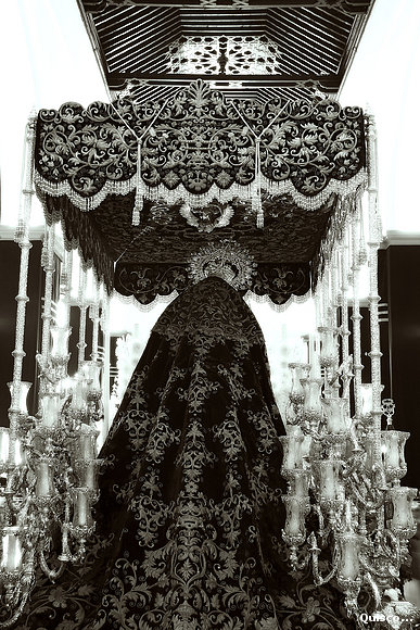 María Santísima de la Hiniesta Dolorosa y Gloriosa