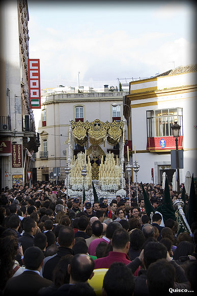 Rocio de Redención entre el gentio del Lunes Santo