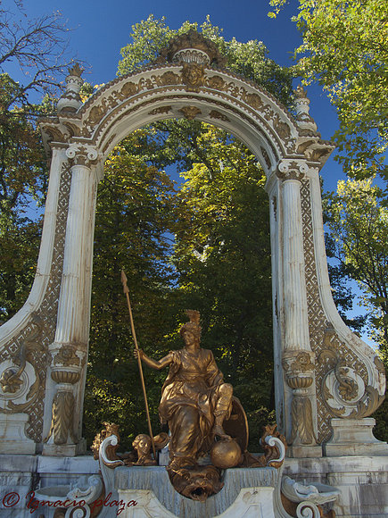 Fuente de Minerva