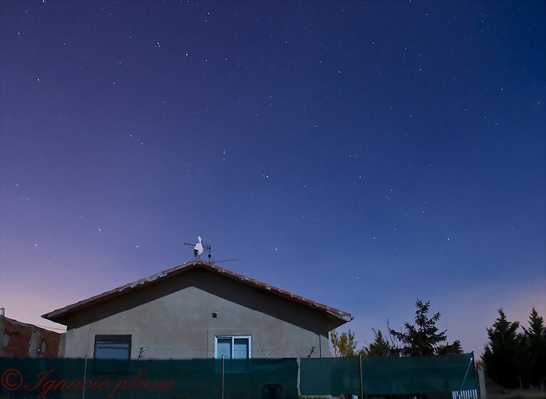 STAR TRAILS 4