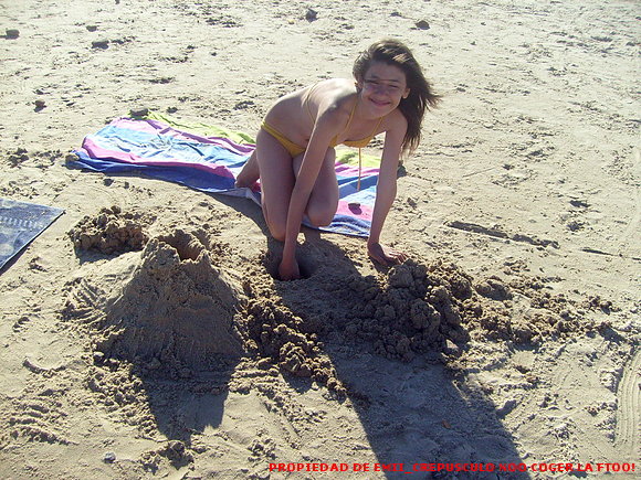 juugando en la arenaa xD!