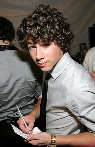 la biografia deNiCk jONaS