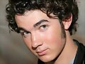 BIOGRAFIA  DE KEVIN JONAS