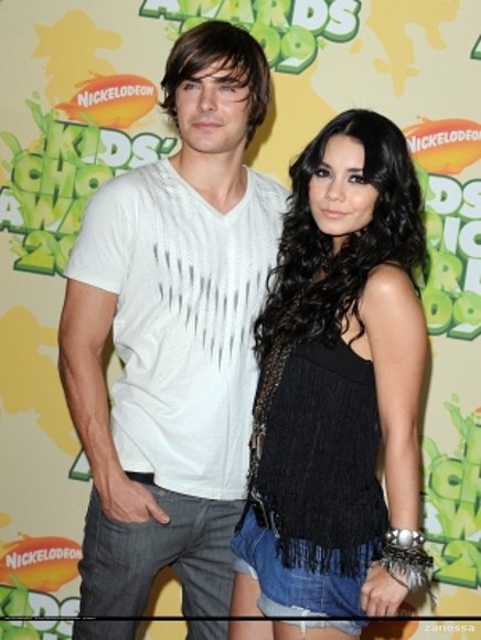 zanessa....... Kids Choice Awards 2009