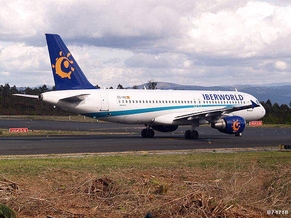 Airbus A-320 EC-INZ