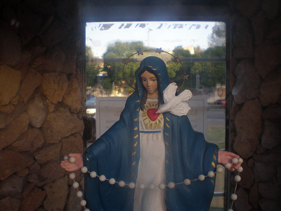 Imagen de la ermita peqeuña, permanente