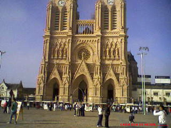 LA BASILICA DE LUJAN .....