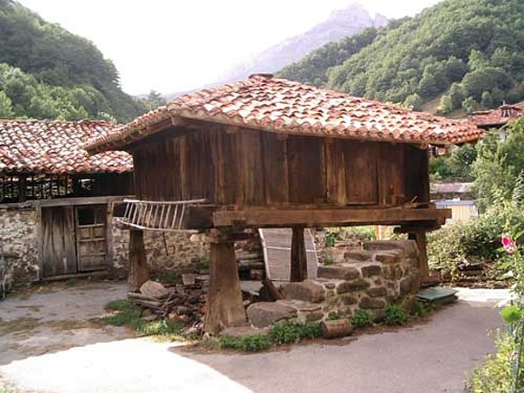 horreo asturiano
