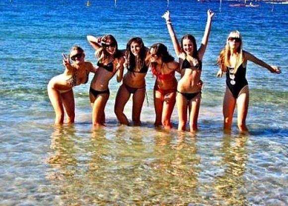 caribaa y suus amigaas!! **
