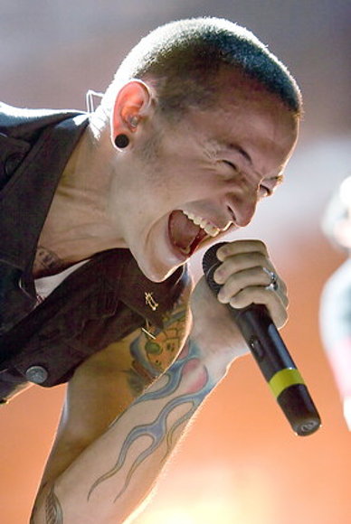 chester.......ade linkin park