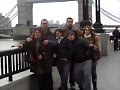 La familia hostelera y el puente