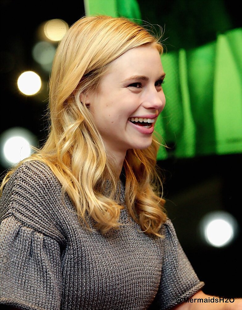 Lucy Fry -Vampire Academy Meet-Greet in Texas 2014