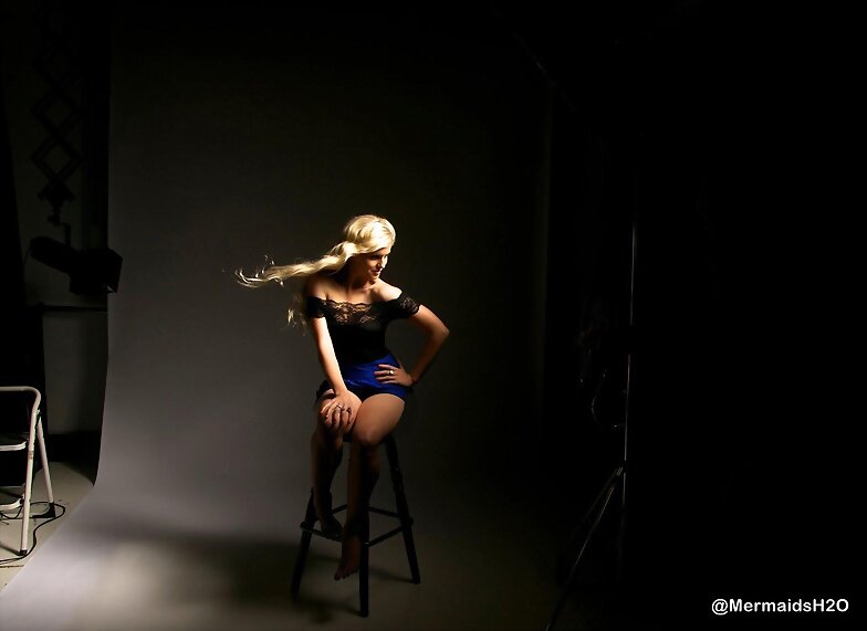 Amy Ruffle photo shoot por Lauren Smeaton