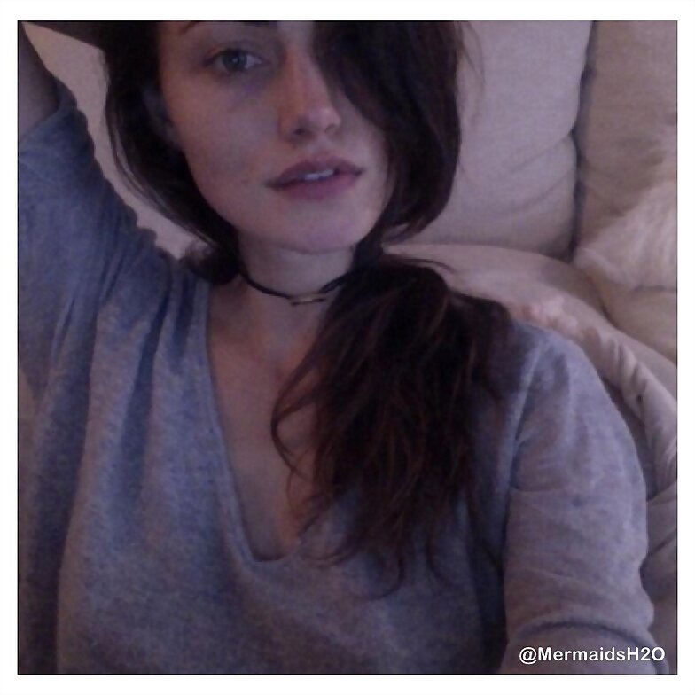 Phoebe Tonkin