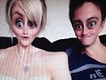 Amy Ruffle con su novio Lincoln Younes