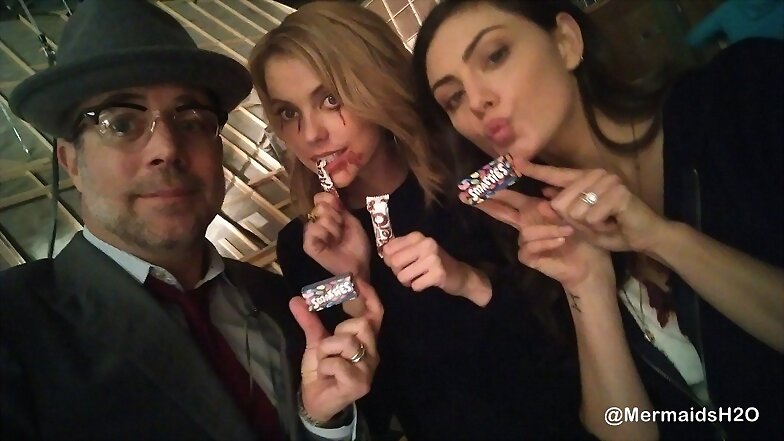 Behind the scenes Phoebe Tonkin en The Originals
