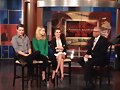 Lucy Fry, Zoey Deutch y Dominic Sherwood 2014
