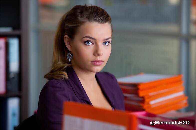 Indiana Evans en la serie australiana "Crownies"