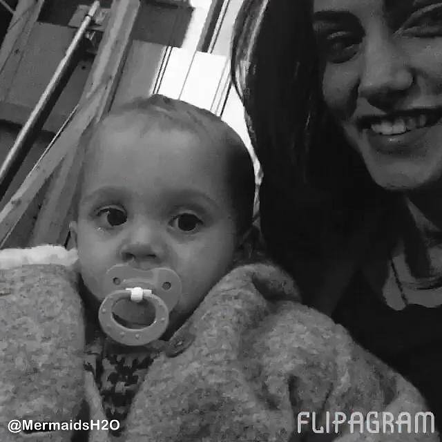 Behind the scenes Phoebe Tonkin en The Originals
