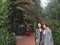 Phoebe Tonkin con su madre Jane Tonkin