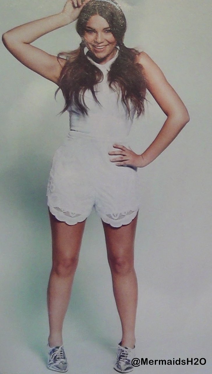 Indiana Evans photoshoot para Dolly 2012