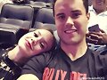 Allie Bertram y su hermano