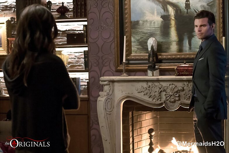 Phoebe Tonkin - The Originals 3x12 Dead Angels