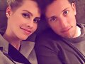 Claire Holt con su prometido Matt Kaplan