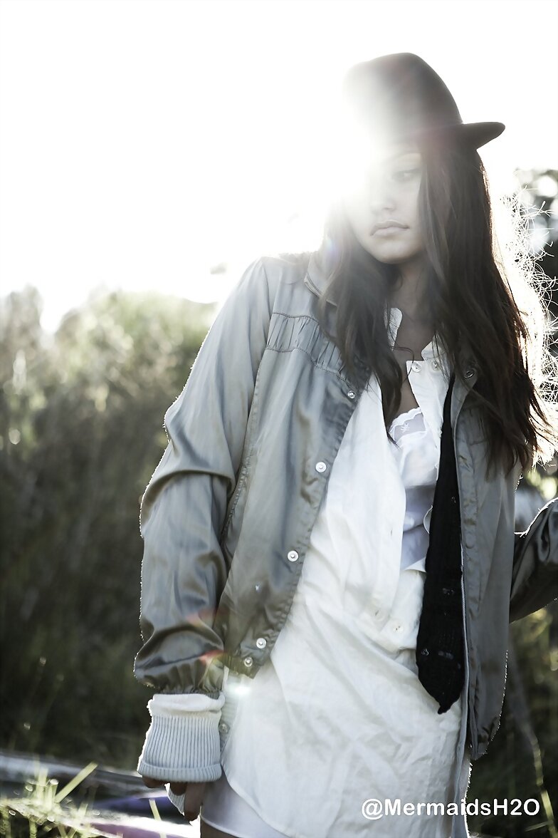 Phoebe Tonkin photoshoot para Duncan Robinson 2007