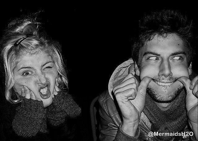 Amy Ruffle con su novio Lincoln Younes
